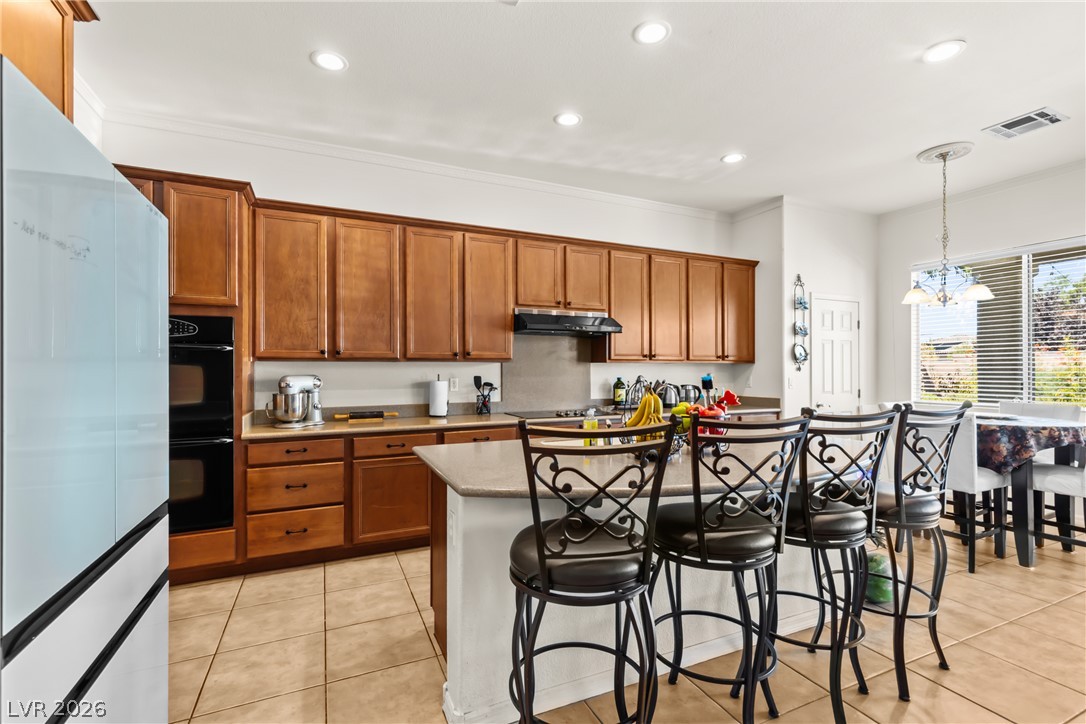 4845 Bientian Way