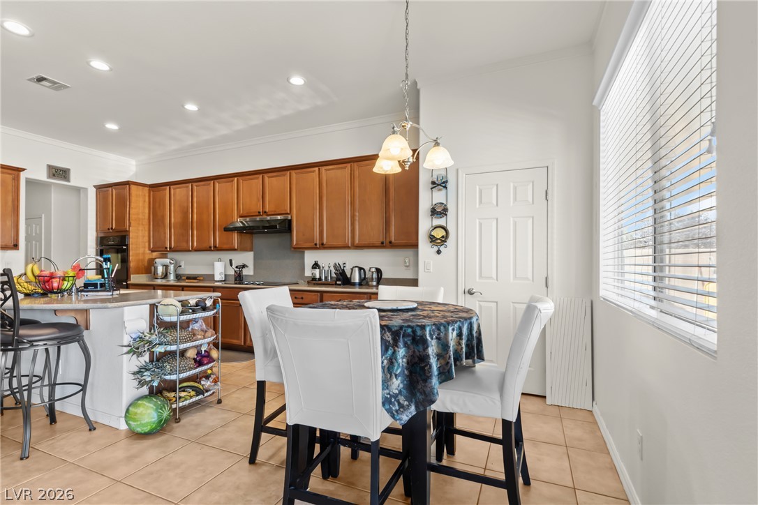 4845 Bientian Way