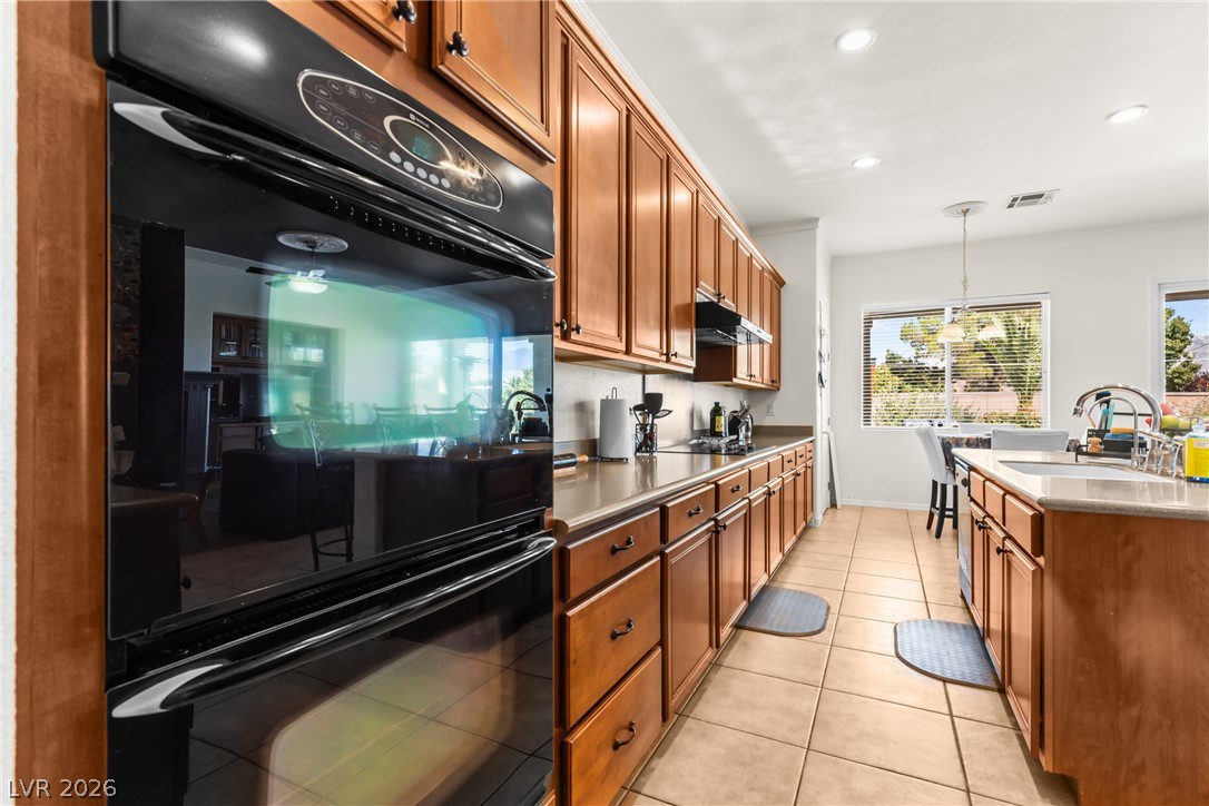 4845 Bientian Way