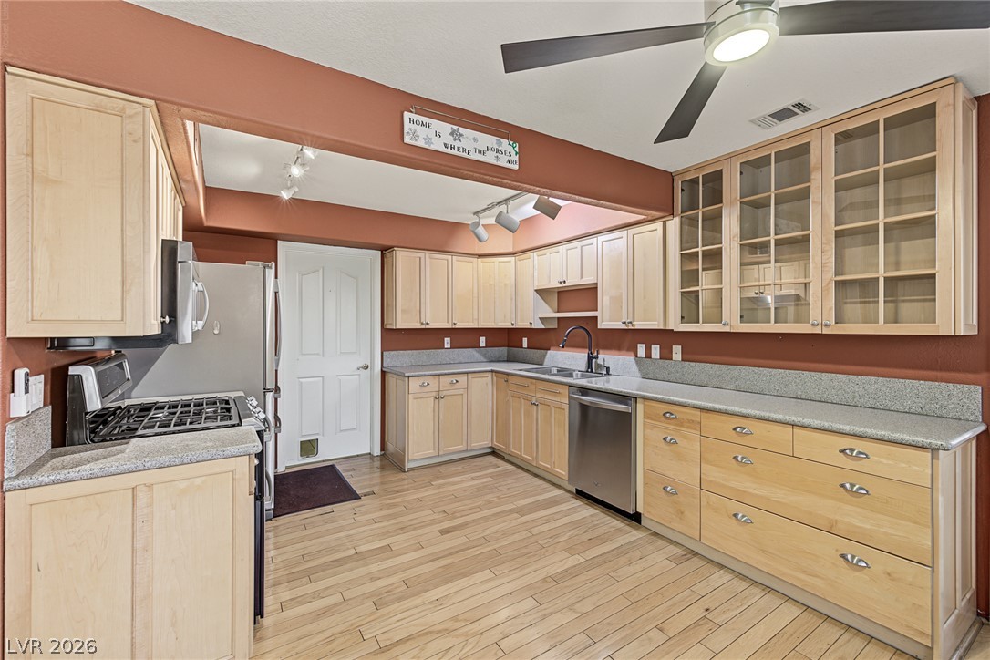 701 Capri Drive 10B