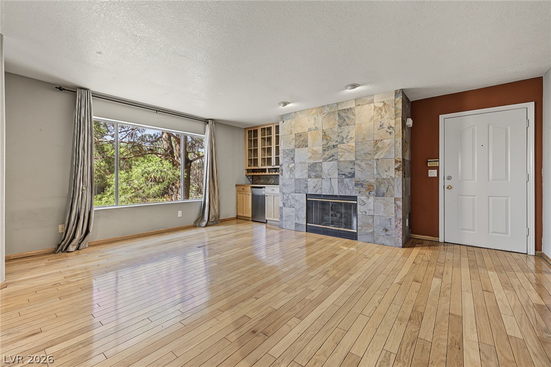 701 Capri Drive 10B