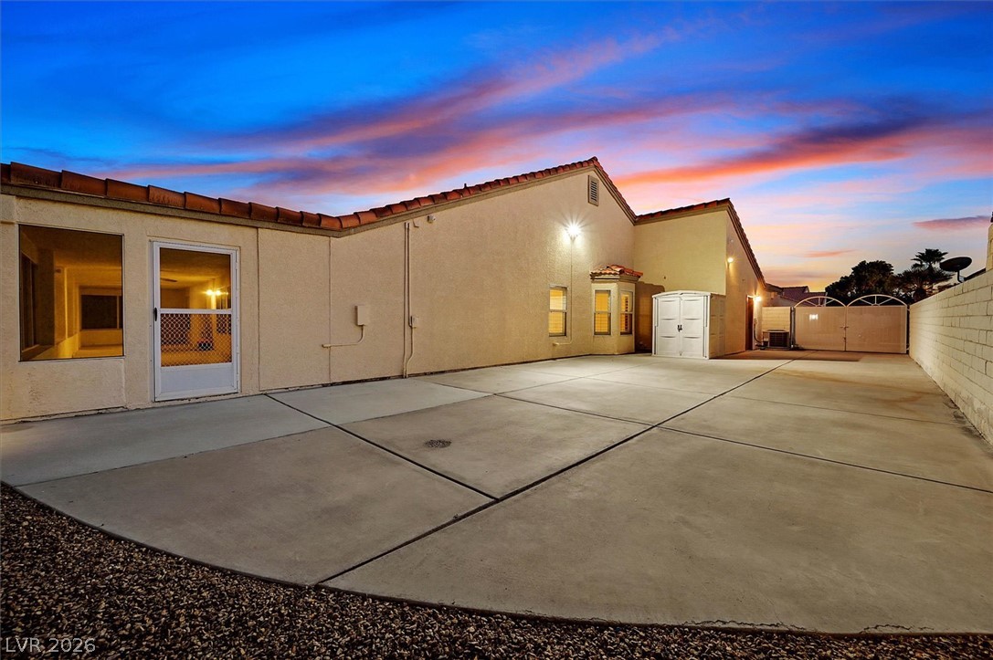 7308 Breezy Night Court