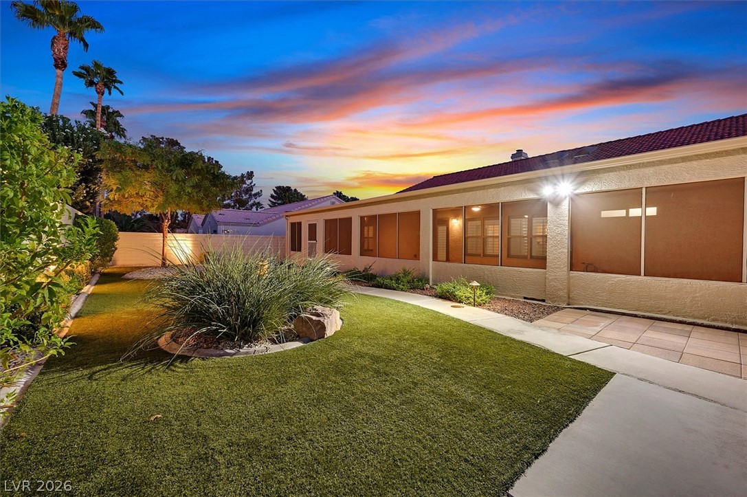 7308 Breezy Night Court