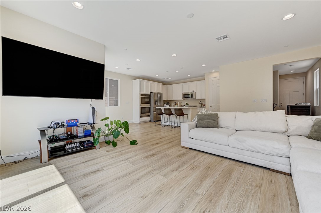 309 Andamento Place