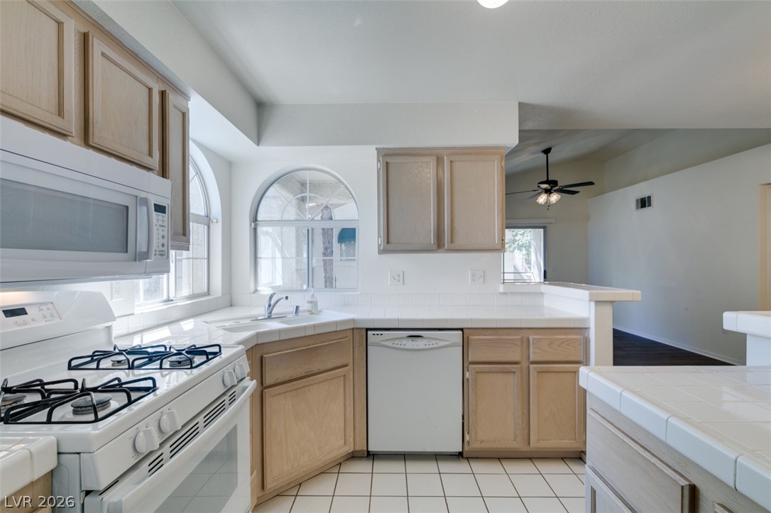 2251 Wigwam Parkway 1121