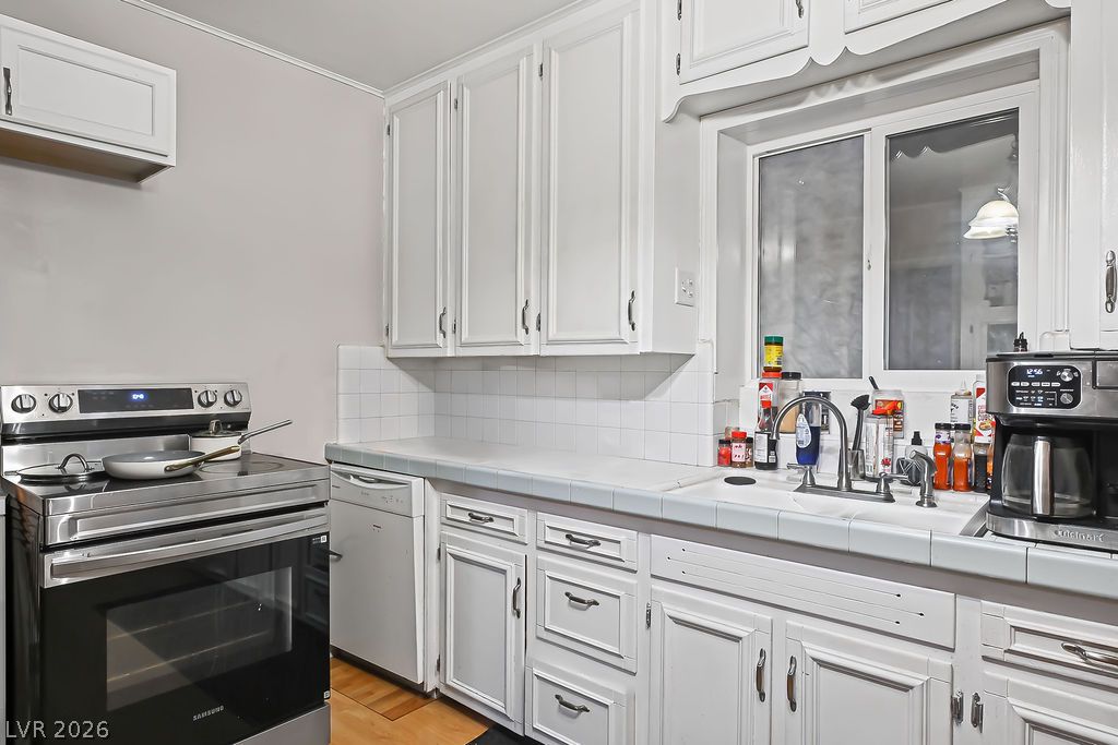 221 Circle Drive