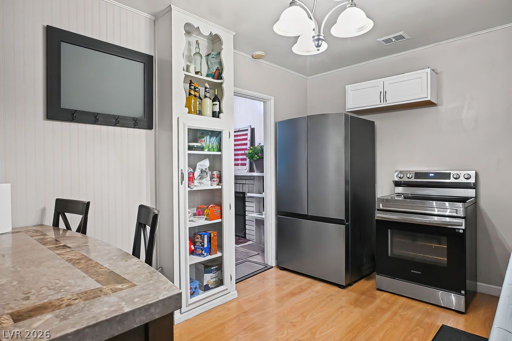 221 Circle Drive