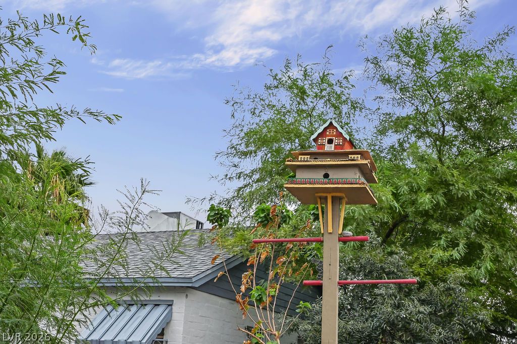 221 Circle Drive