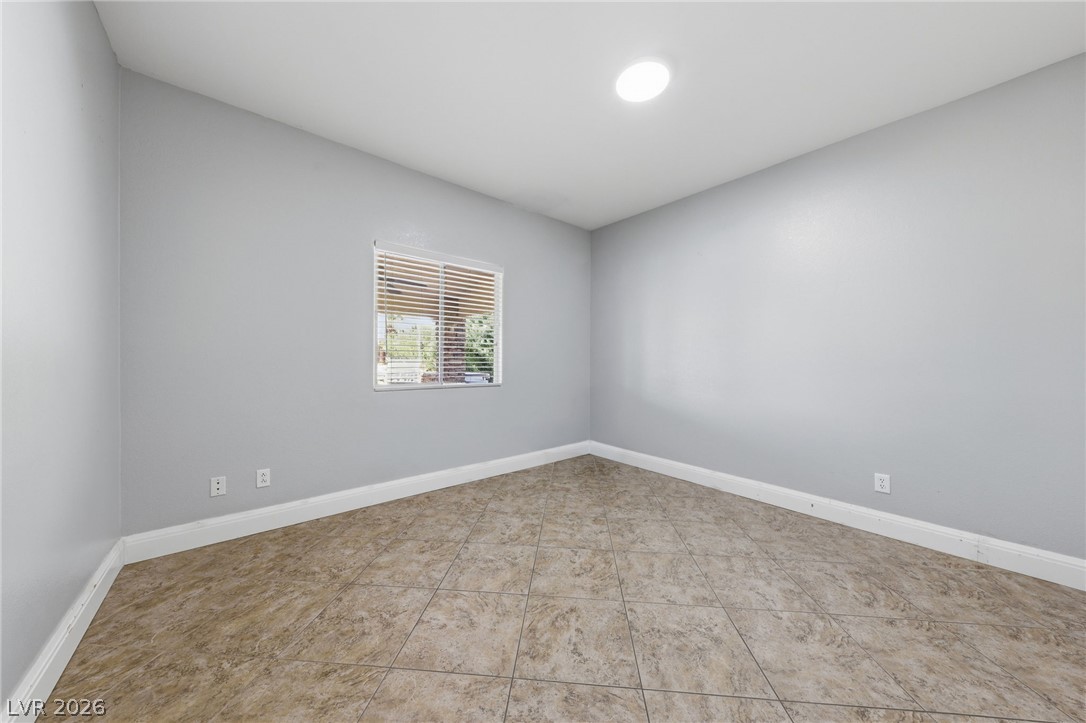 6926 Adobe Villa Avenue