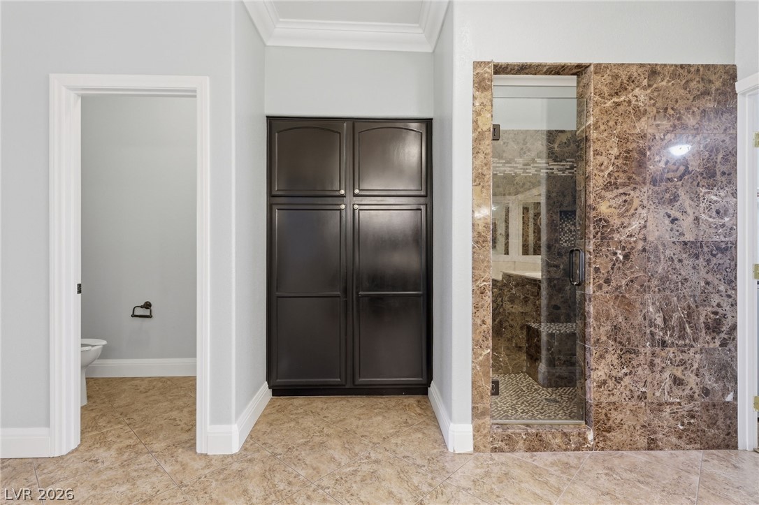 6926 Adobe Villa Avenue