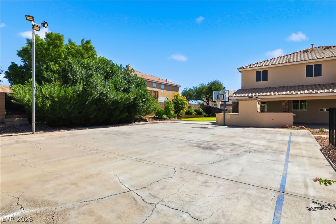 6926 Adobe Villa Avenue