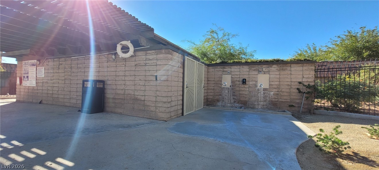 600 Buttonwood Lane