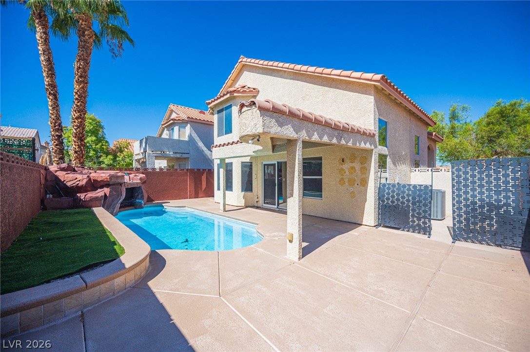 8125 Dolphin Landing Drive