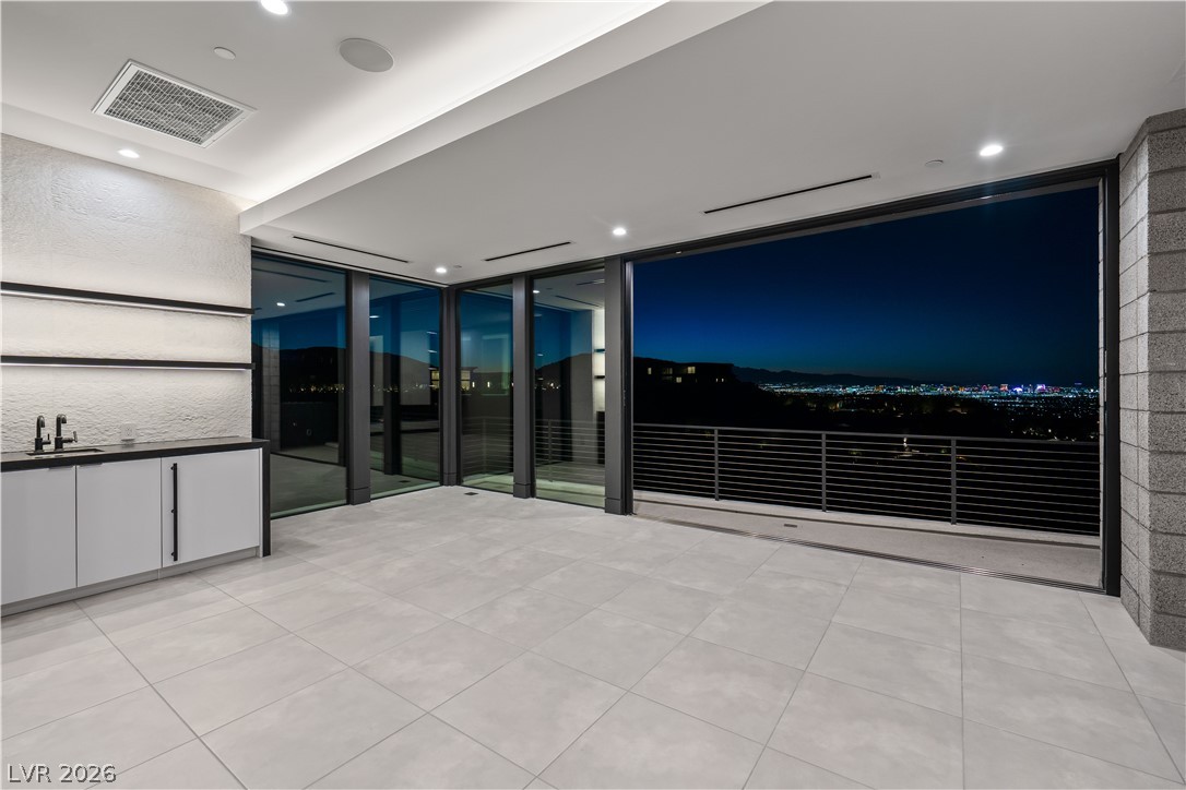 25 Boulderback Drive