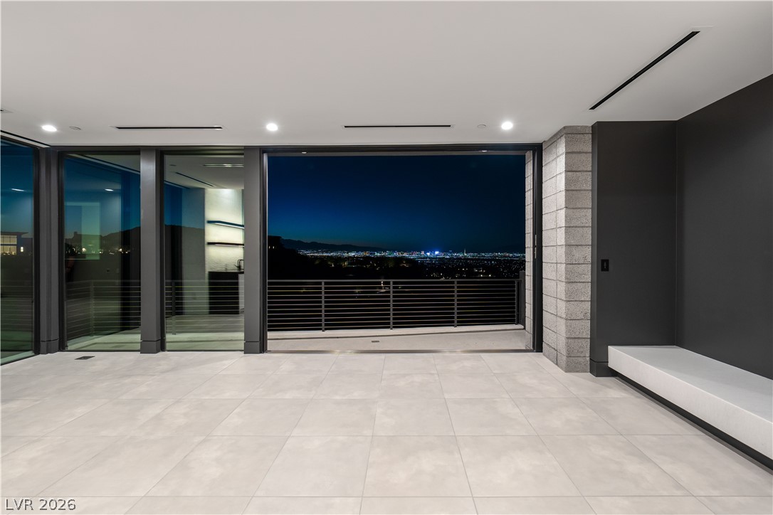25 Boulderback Drive