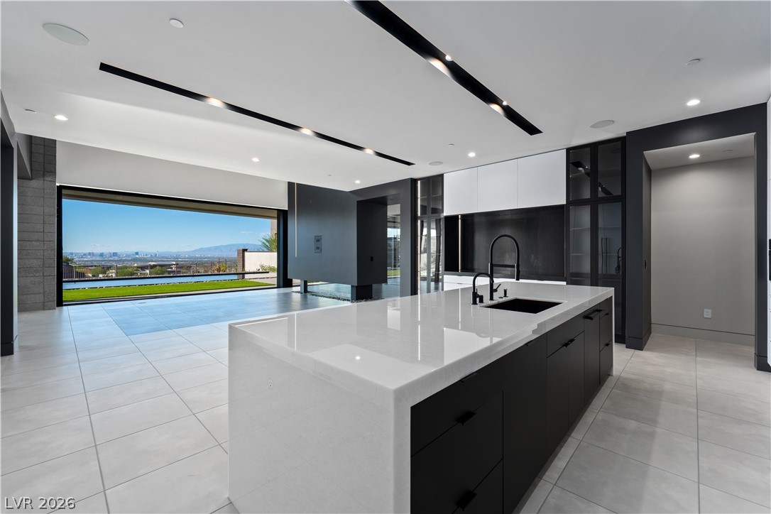 25 Boulderback Drive