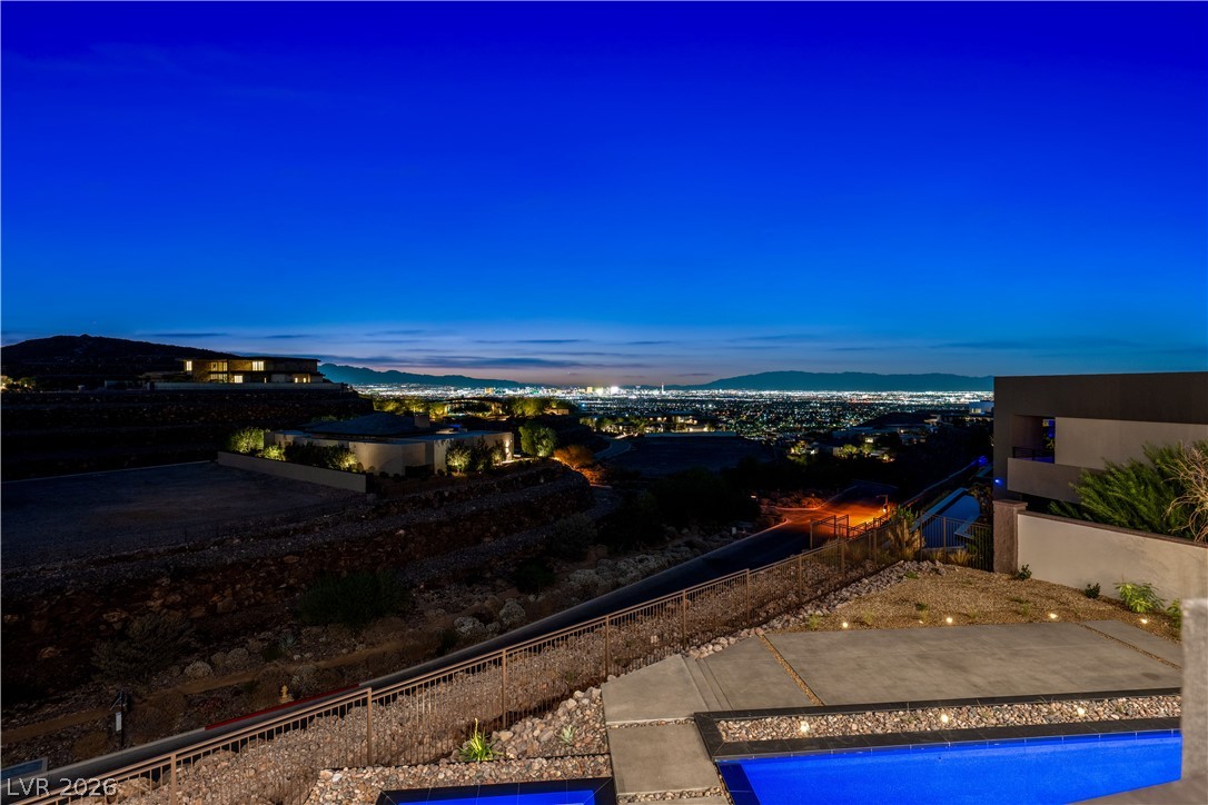 25 Boulderback Drive