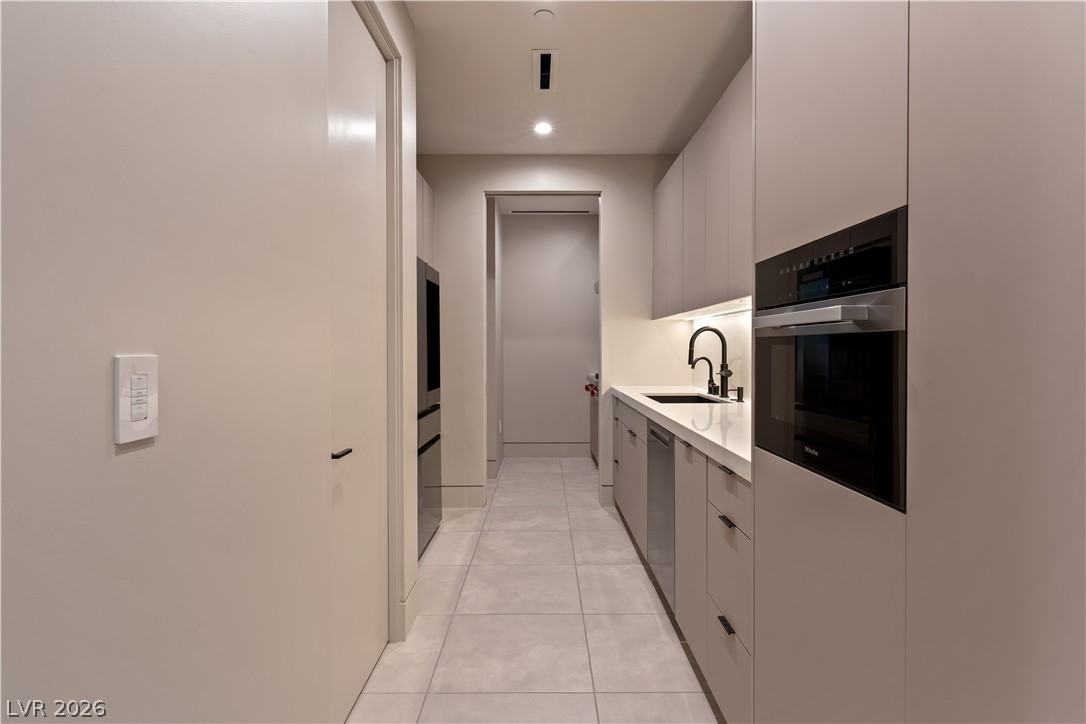 25 Boulderback Drive