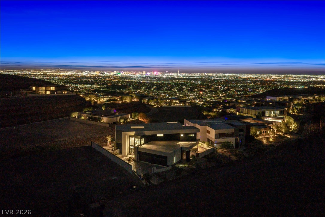 25 Boulderback Drive