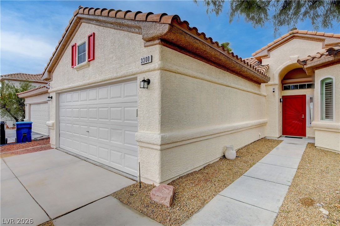 3300 Oeste Vista Street