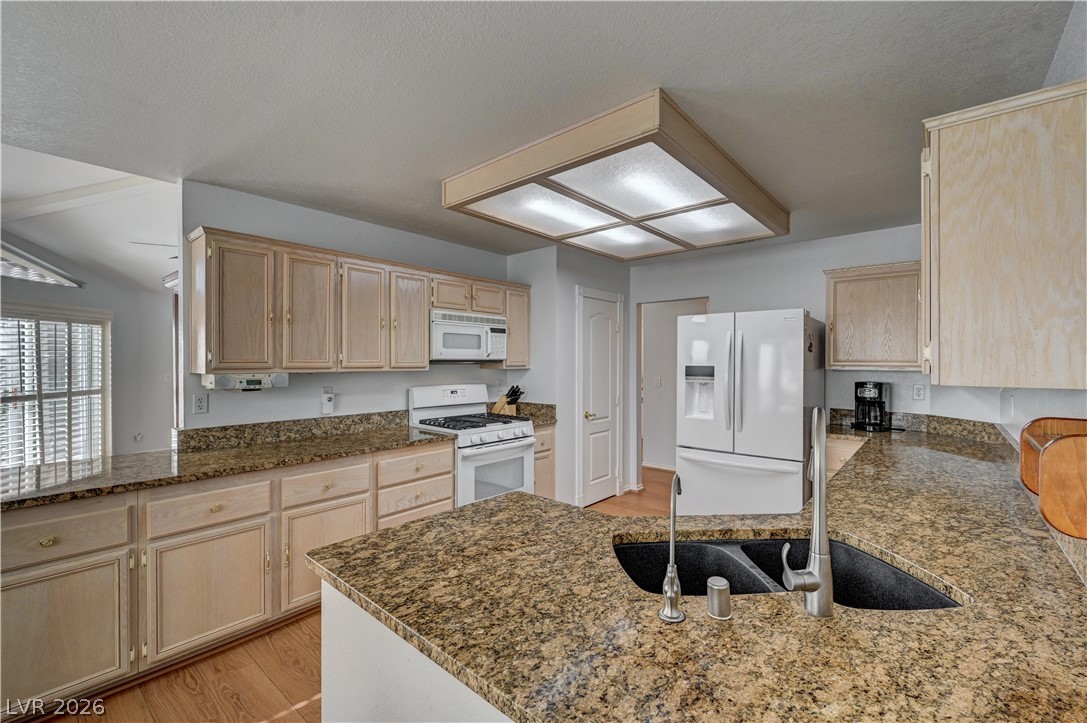 5413 Painted Mirage Road