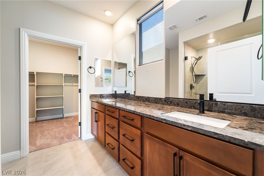 53 Lake Bluff Court
