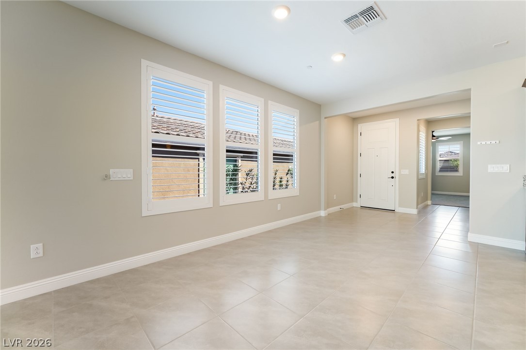 53 Lake Bluff Court