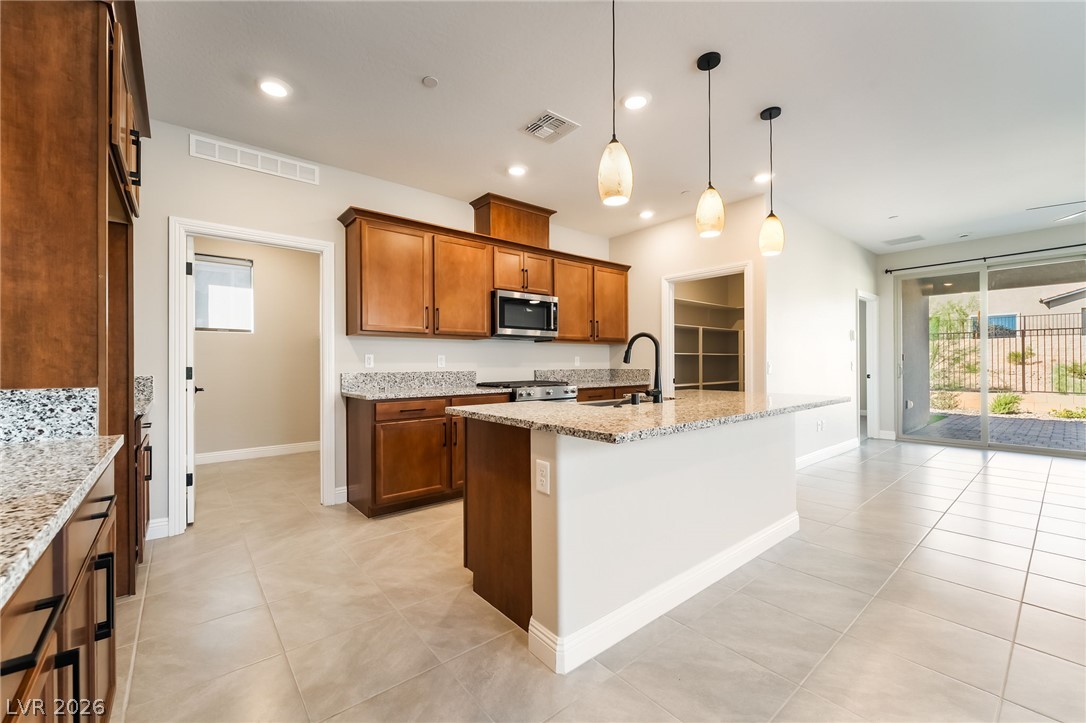 53 Lake Bluff Court