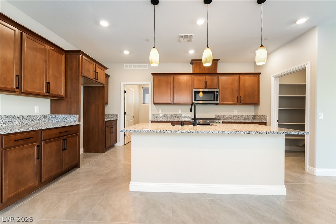 53 Lake Bluff Court