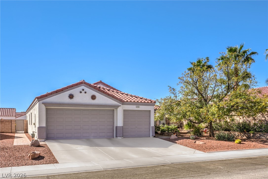 2131 Mountain Glow Avenue