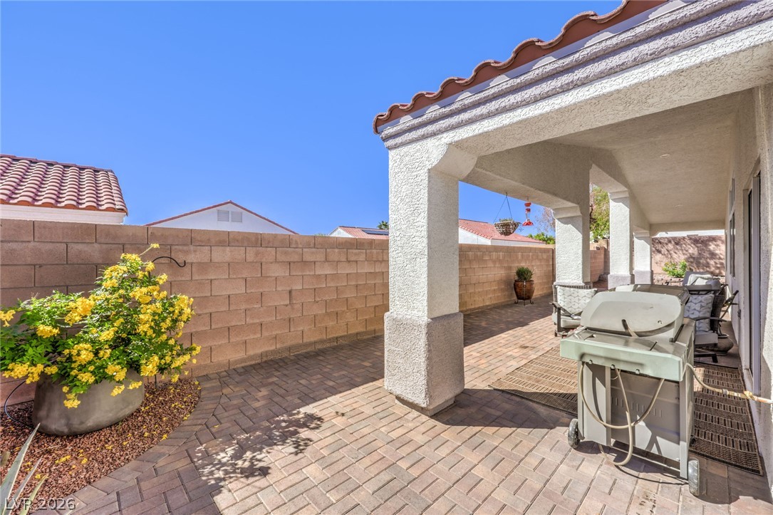 2131 Mountain Glow Avenue