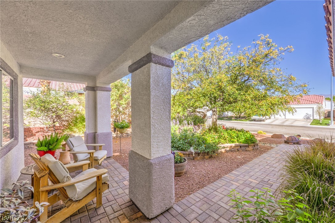 2131 Mountain Glow Avenue