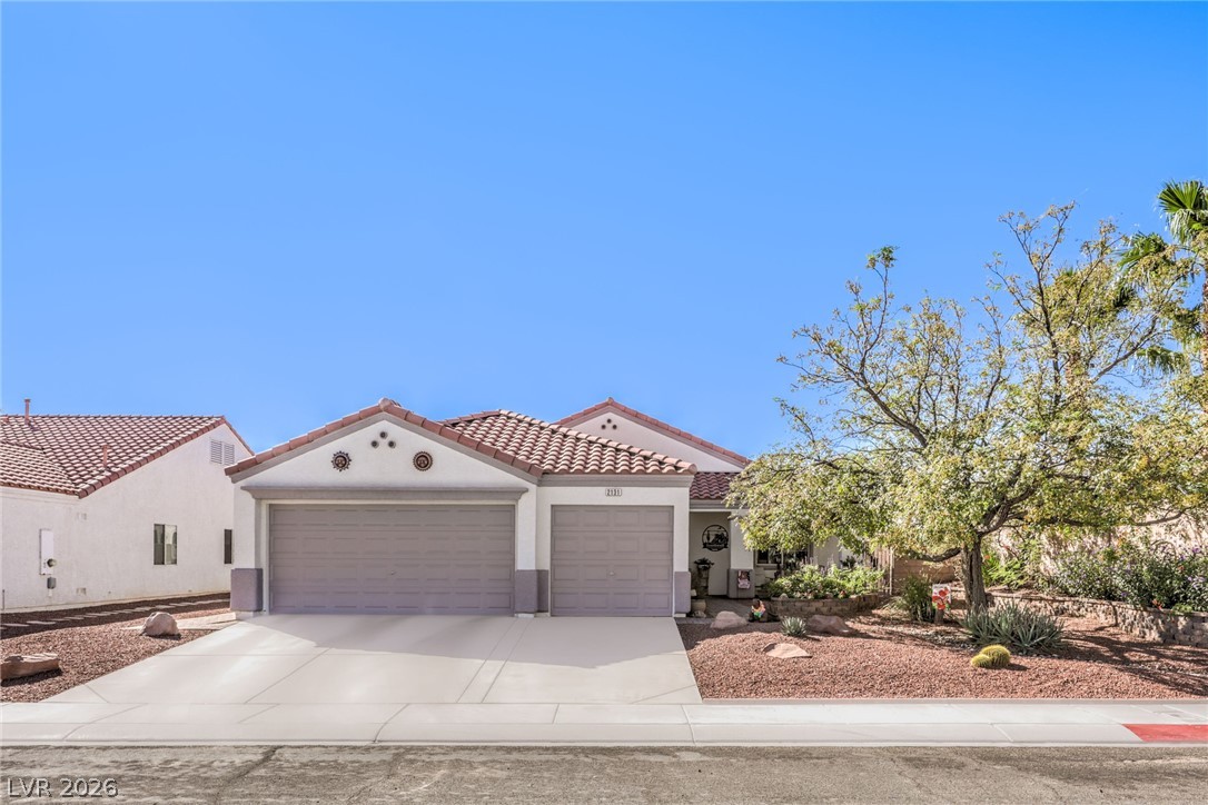 2131 Mountain Glow Avenue