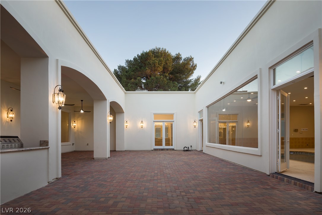 3035 Montessouri Street