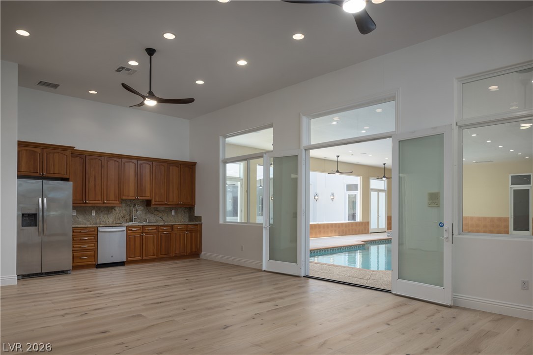 3035 Montessouri Street