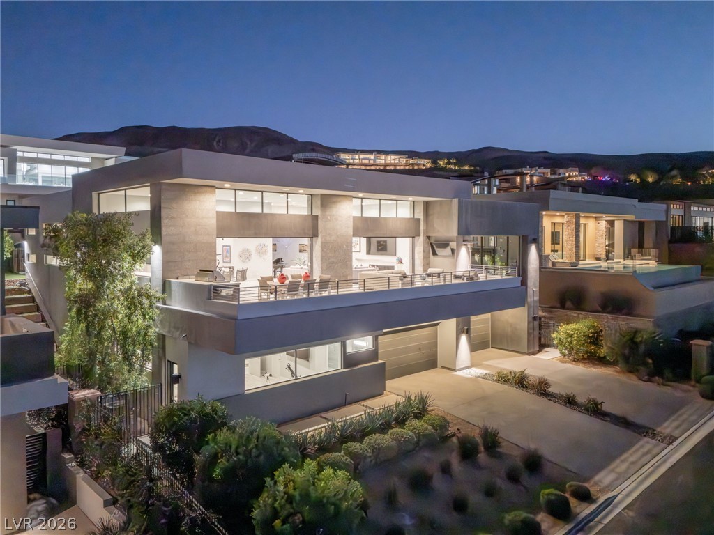 671 Scenic Rim Drive