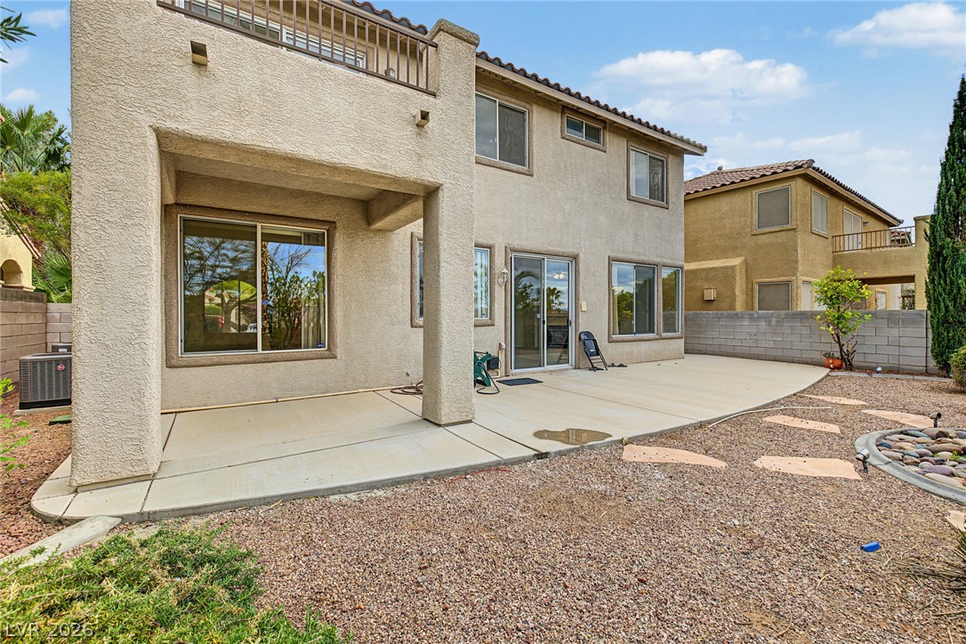 2988 Scenic Valley Way