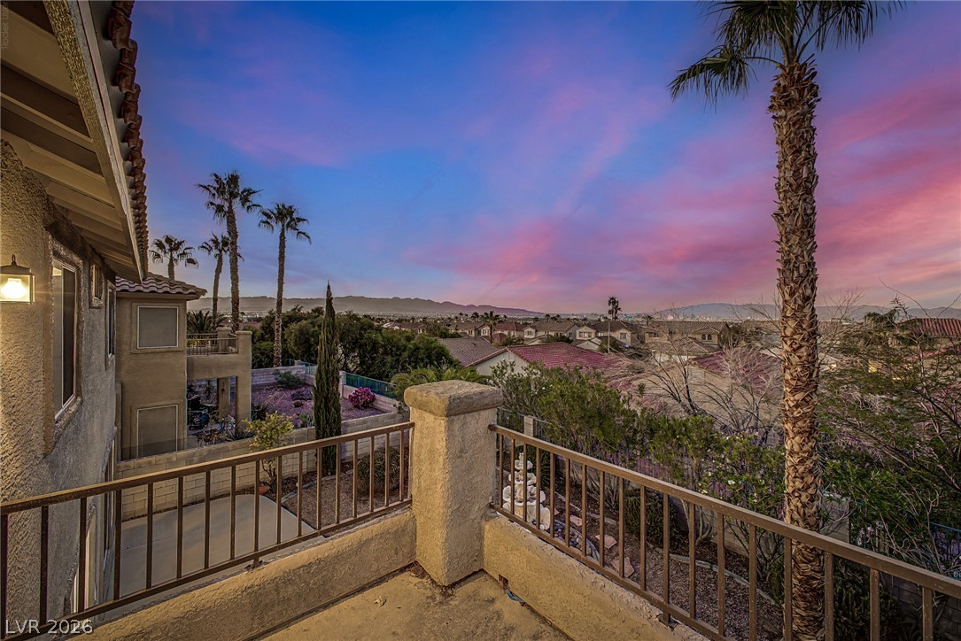 2988 Scenic Valley Way