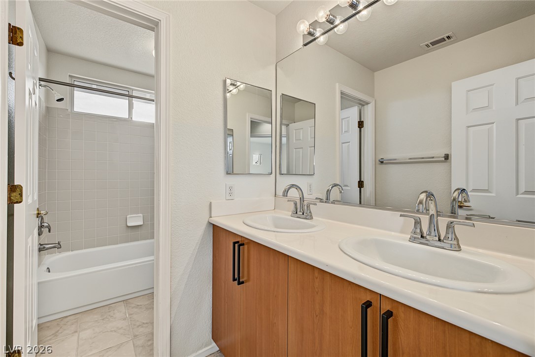 2988 Scenic Valley Way