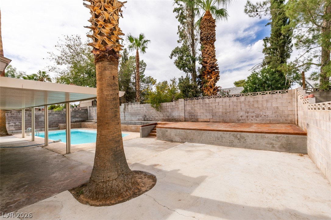 1808 Feather Way