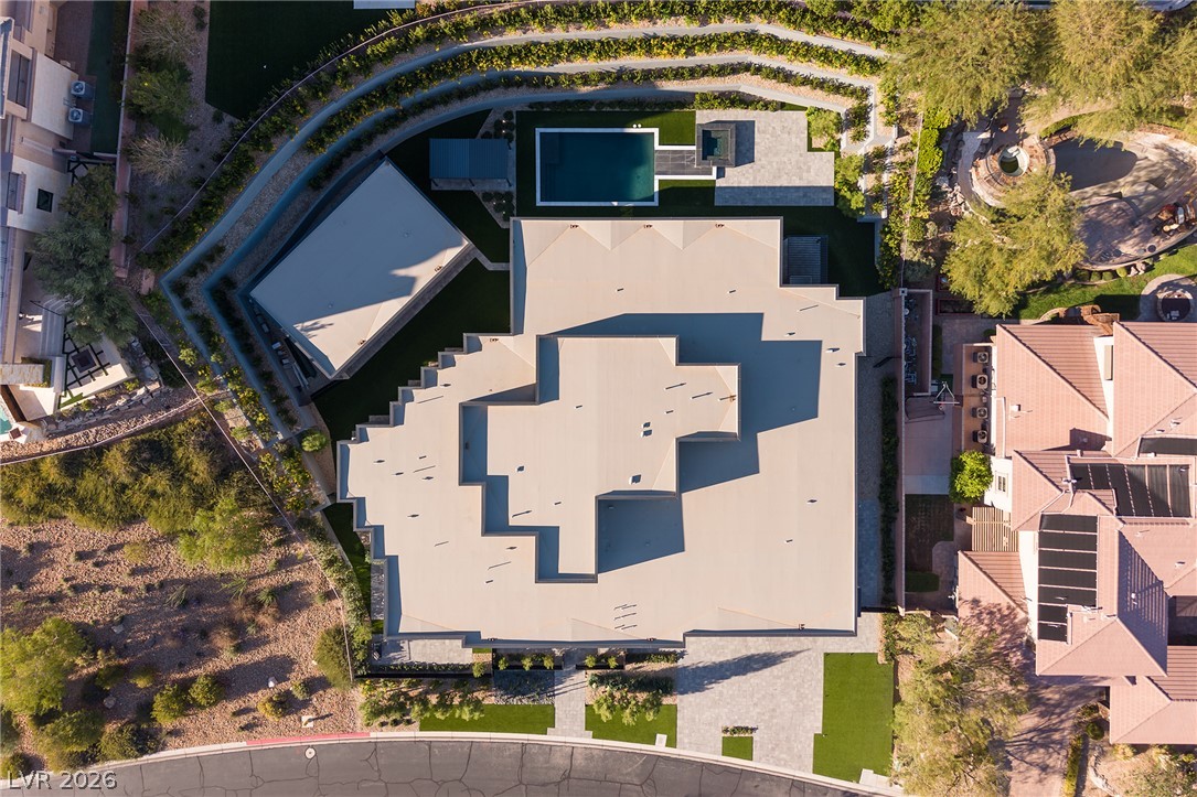 38 Skybird Court