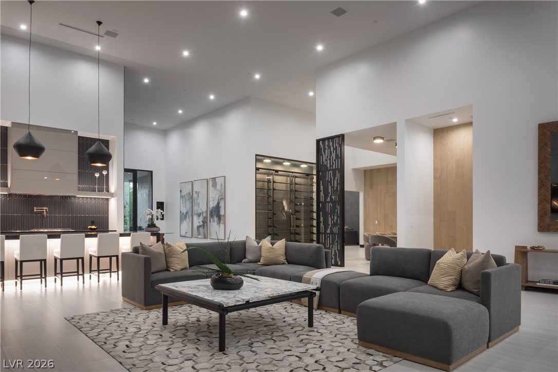 38 Skybird Court