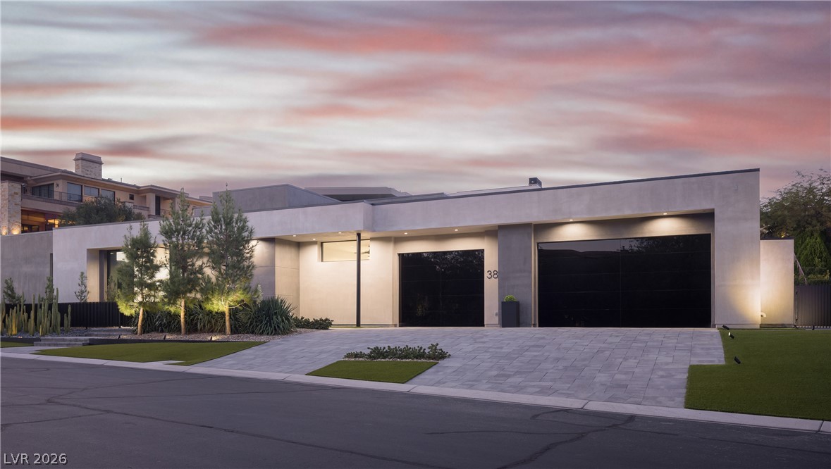 38 Skybird Court