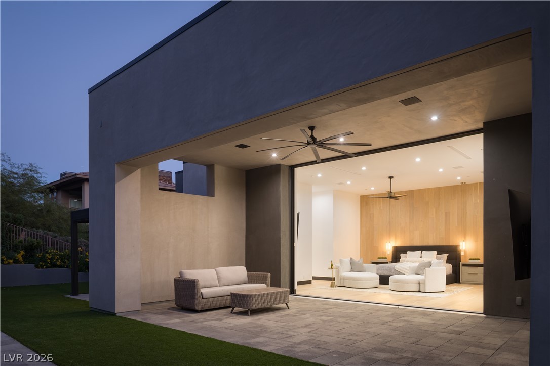 38 Skybird Court