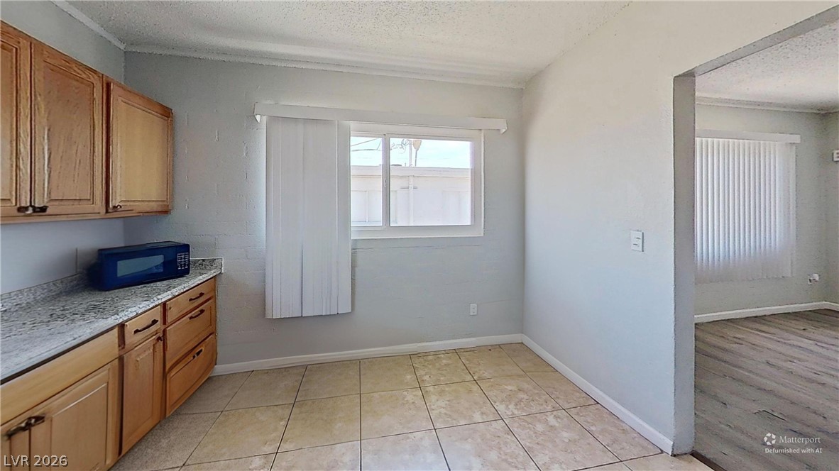 2213 Sunrise Avenue