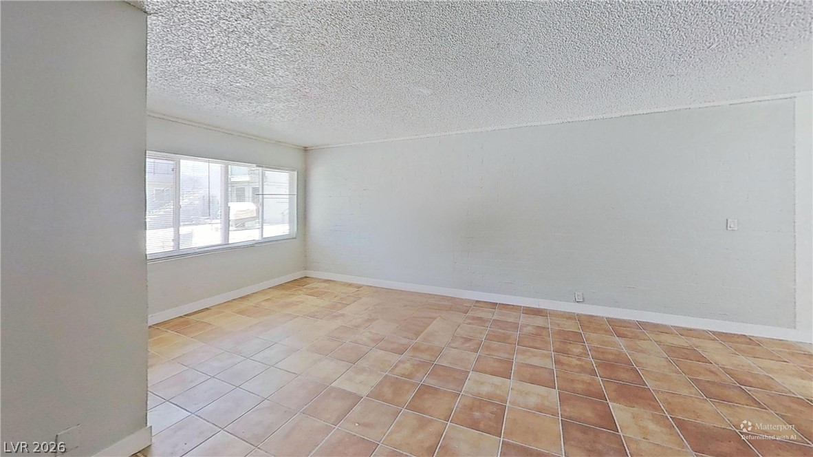 2213 Sunrise Avenue