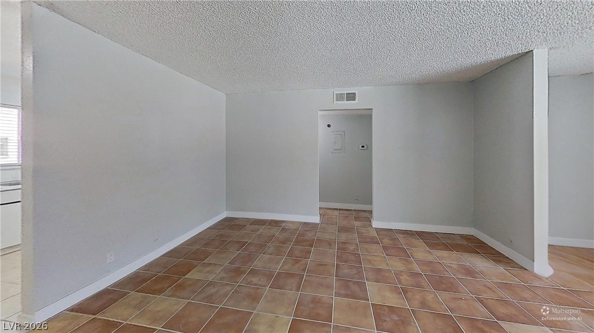 2213 Sunrise Avenue