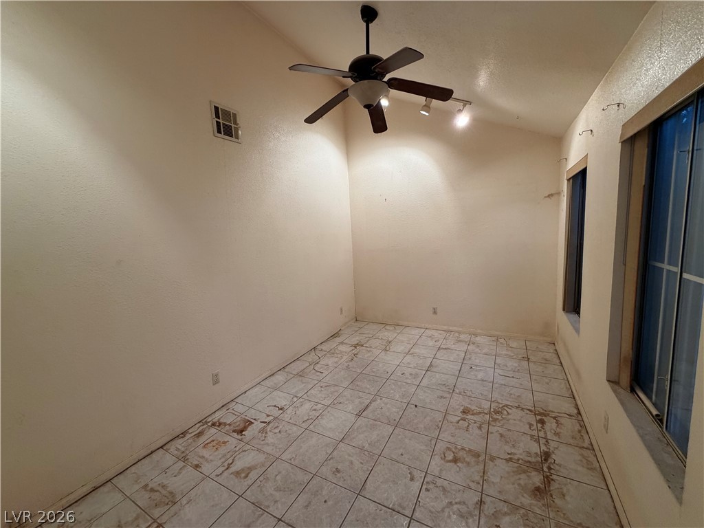 435 Mayan Drive