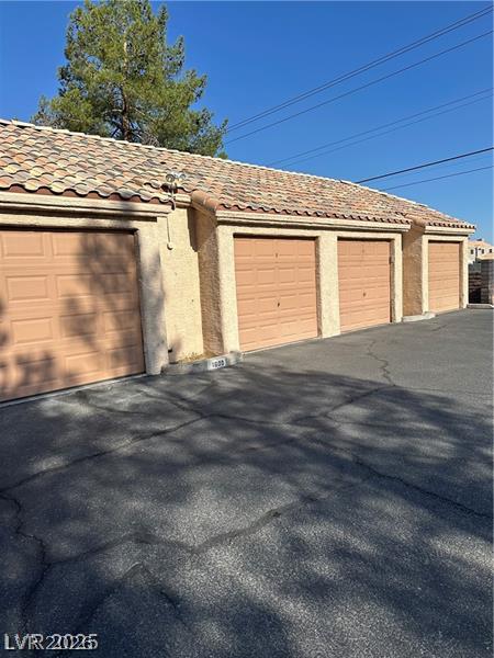 1600 North Torrey Pines Drive 101