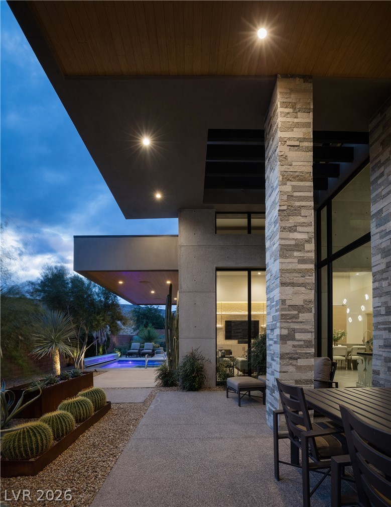 33 Sun Glow Lane